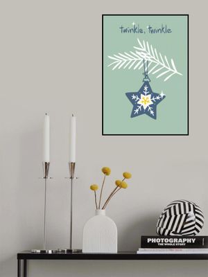 Cheerful twinkle Christmas star mint
