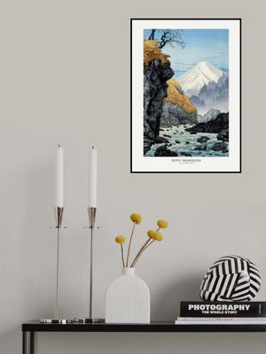 At a Hot Springs Inn (1952)