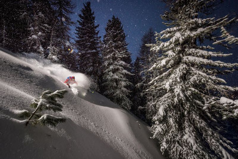 Night Powder turns with Adrien Coirier