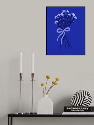 Floral Bouquet With Bow - monochrome blue