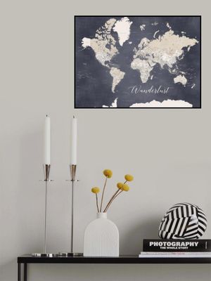 Wanderlust world map Glyn