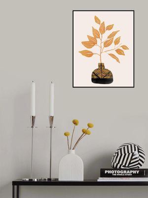 Tribal Vase By Catsanddotz 32 X 40 Inches