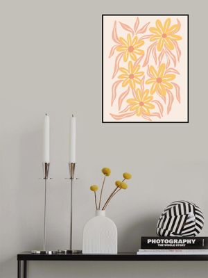 Floral Pattern With Stylized Yellow Daisy