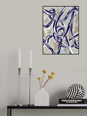 Follow the lines Abstract knots