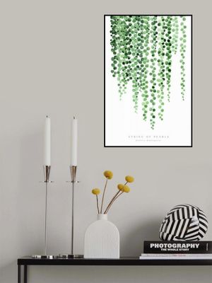 Watercolor string of pearls