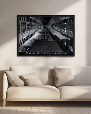 M E T R O P O L I T A N