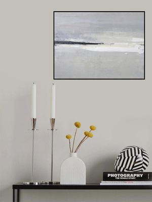 Serene Horizon with Soft Gray and White Tones