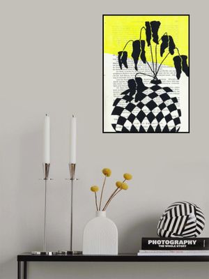 Minimalist leaves in a checkered vase