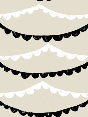 Scalloped Pattern With Black And White