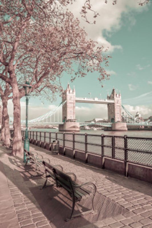 LONDON Thames Riverside &amp; Tower Bridge | urban vintage style