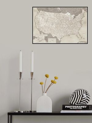 Highly detailed map of the United States, Gentry