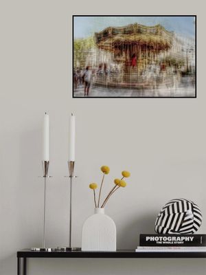 Carousel and woman in red in Avignon