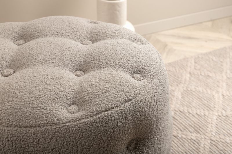 Venture Home Benjamin Puff i Greige Teddytyg