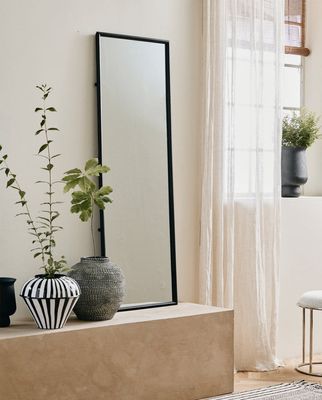 Nordal SIPURA vas - svart/vit