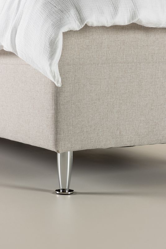 Venture Home Säng Mesa