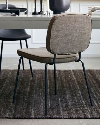 House Doctor Carma Stol Mörk Sand