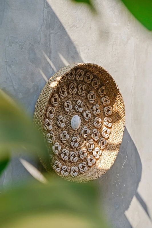 Bazar Bizar The Caribe Shell Plate Väggdekoration - Naturvit - M
