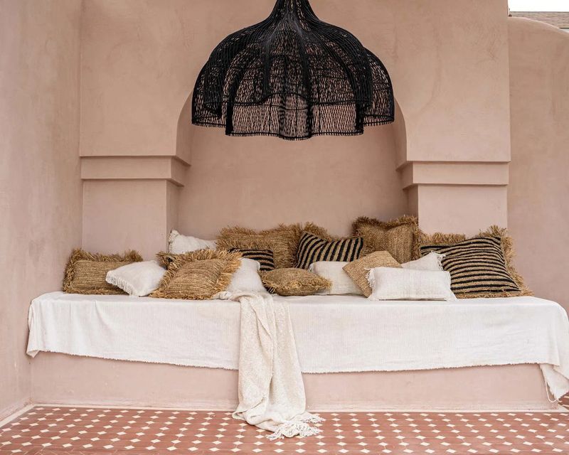 Bazar Bizar The Whipped Pendellampa - Svart - XL