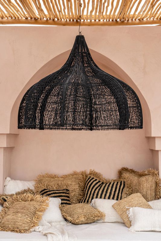Bazar Bizar The Whipped Pendellampa - Svart - XL
