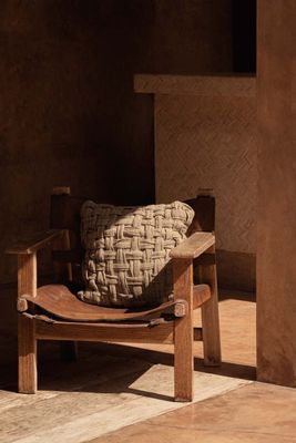 Bazar Bizar The Linen Crosier Kuddfodral - Natur