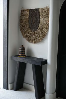 Bazar Bizar The Stance Konsolbord - Svart