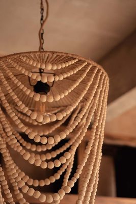 Bazar Bizar Träpärleljuskrona - Natur - L