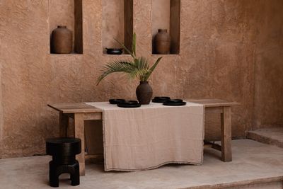 Bazar Bizar The Tuscany Duk - Natur Svart - 150x300 cm