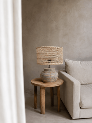 Bazar Bizar The Kythira bordslampa - Naturlig betong