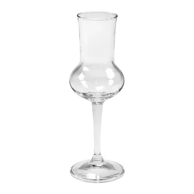 Ett elegant grappaglas tillverkat av blyfri halvkristall, transparent och 100 % återvinningsbart, med en design som balanserar funktion och estetik.