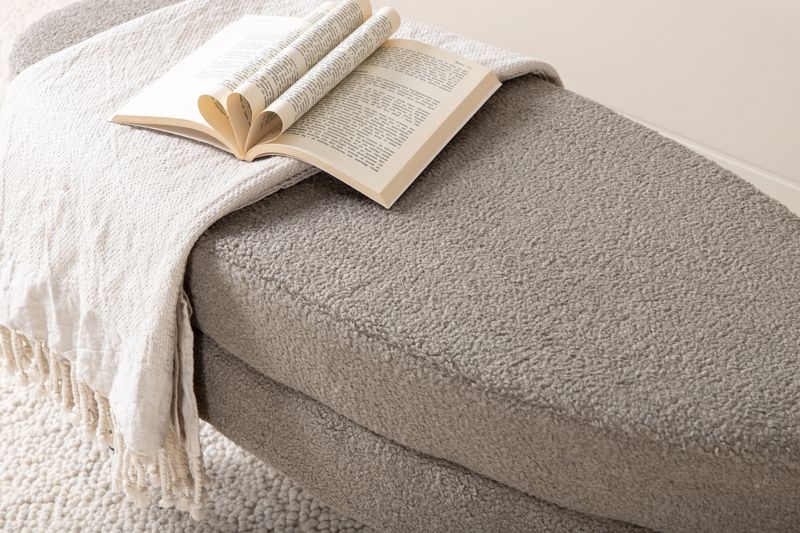 Venture Home Otto Ottoman Sittpuff i Greige Teddy