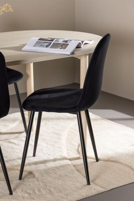 Venture Home Andy Matbord med Polar Matstol