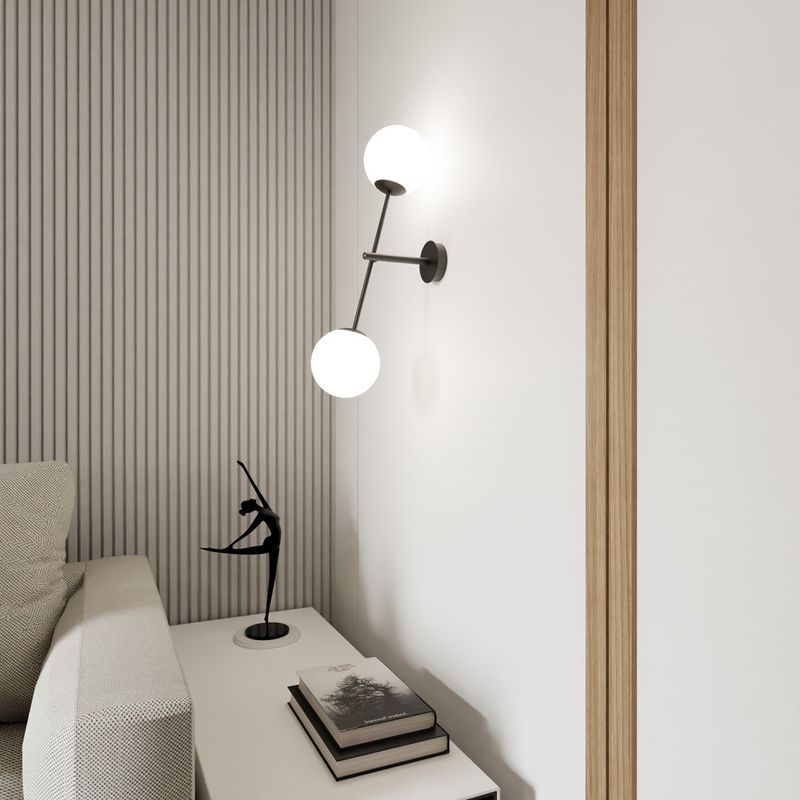 Emibig Lighting Taklampa LINEAR K2 SVART/OPAL
