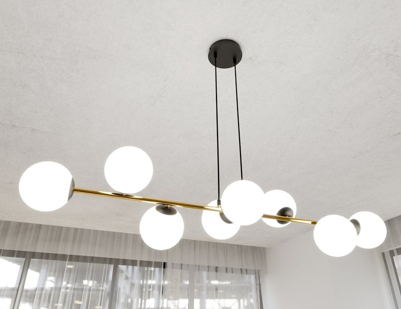 Emibig Lighting Taklampa GRAVITY 8 BL OPAL