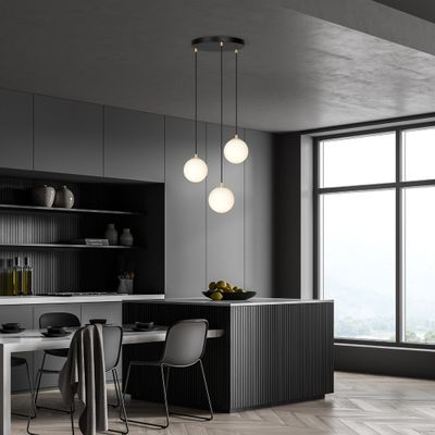 Emibig Lighting Taklampa ROYAL 3 BL