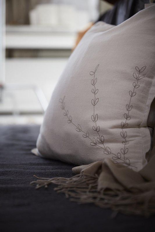 Svanefors Amie Kuddfodral Offwhite 45x45 cm