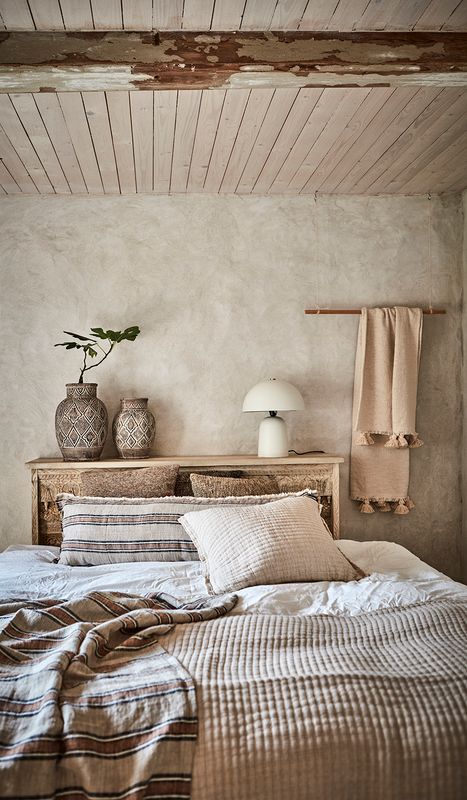 Affari of Sweden FUNGI Bordslampa M, Vit