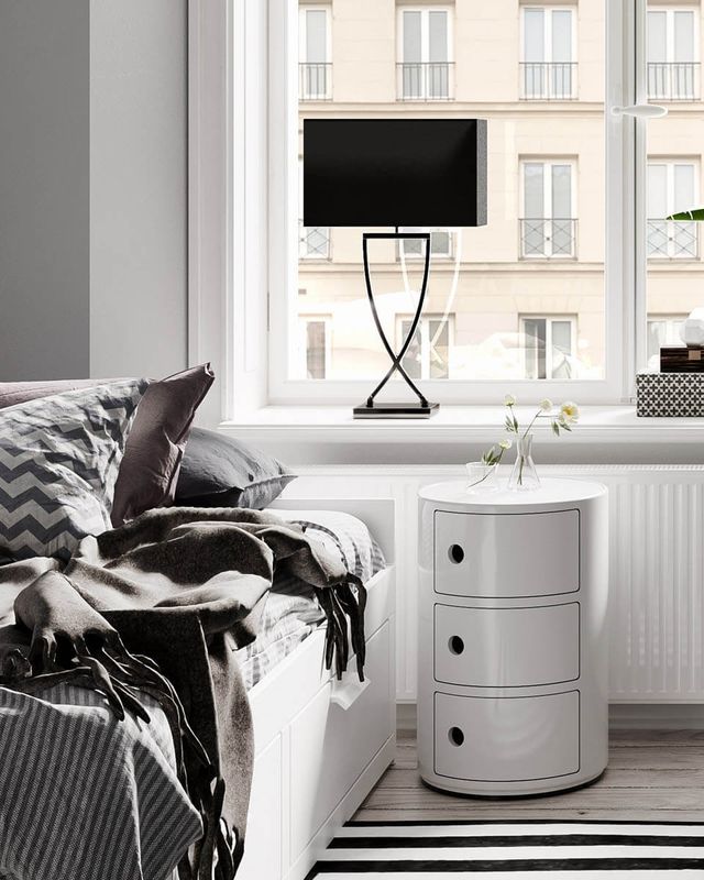 By Rydéns Omega bordslampa H69 cm svartkrom