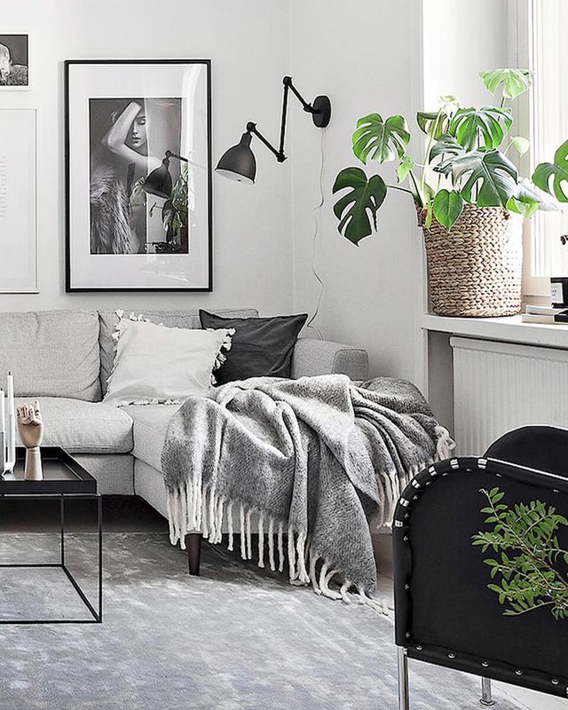 By Rydéns Bazar vägglampa L61.5 till 122 cm svart