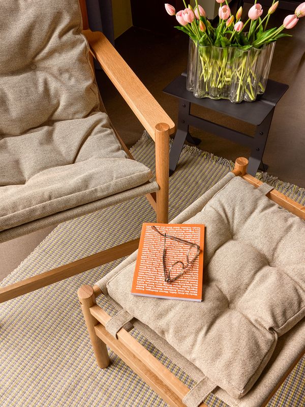 Hübsch Heritage fåtölj med fotpall natur/beige