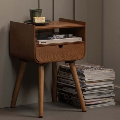 WOOOD Nils nattduksbord/sidobord trä natur