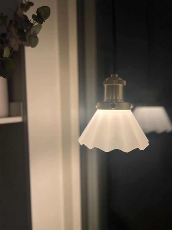 PR Home August Fönsterlampa Opal veckad 15 cm