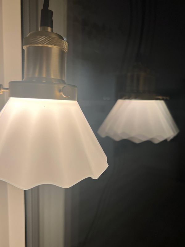 PR Home August Fönsterlampa Opal veckad 15 cm