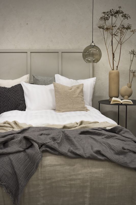 Borganäs Satin Påslakanset Vit 150x210 50x60