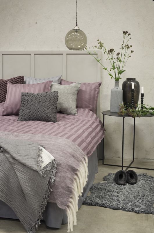 Borganäs Satin Påslakanset Lila 150x210 cm 2 delar