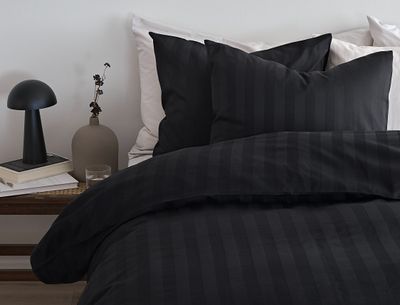 Borganäs Satin påslakanset svart 150x210 cm 2 delar