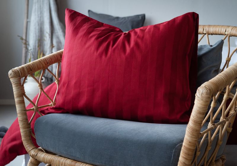 Borganäs Satin Påslakanset Röd 150x210 50x60
