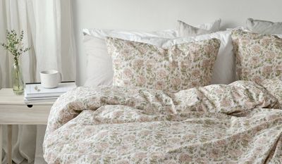 Borganäs Irma Mönstrat bomullspåslakanset rosa 150x210 cm 2 delar