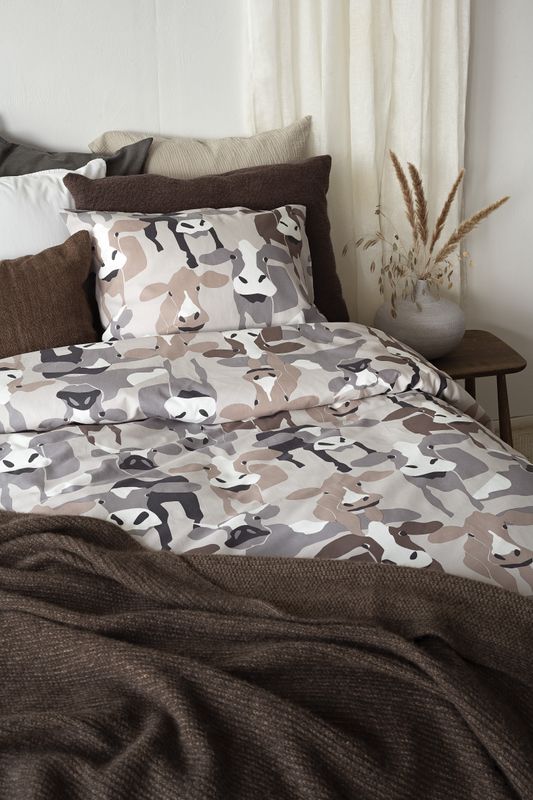Borganäs Mönstrat Kossor bomullspåslakanset Natur 150x210 cm 2 delar