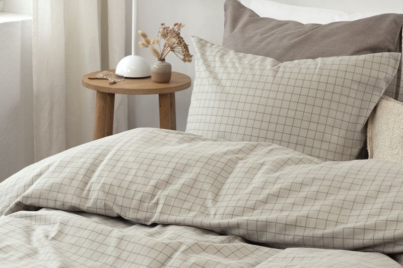 Borganäs Birger Flanell påslakanset Greige 150x210 cm 2 delar