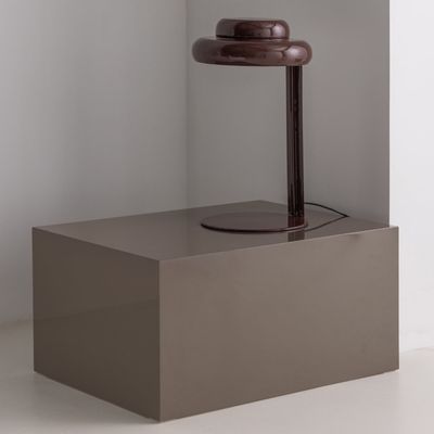 WOOOD Rassy bordslampa metall högglans vinröd